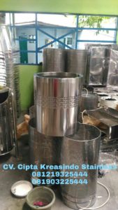 PT. Cipta Kreasindo Stainless PicsArt_02-17-09.43.49-169x300 PicsArt_02-17-09.43.49    
