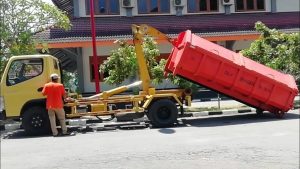 PT. Cipta Kreasindo Stainless dfd-300x169 Bak Kontainer Sampah    